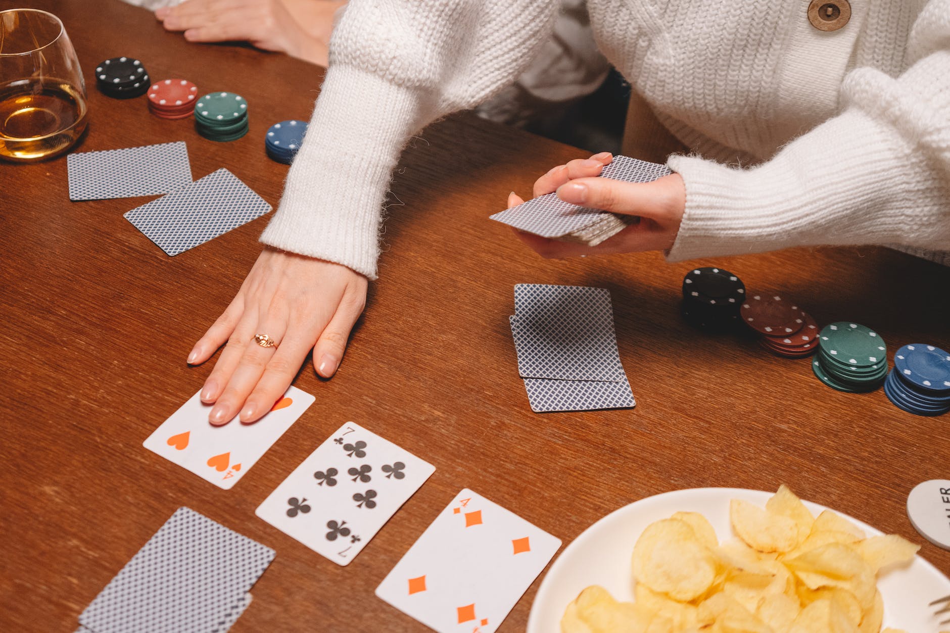 basic poker hands